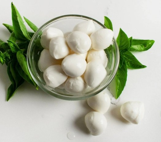 fresh mozzarella cheese in Dubai