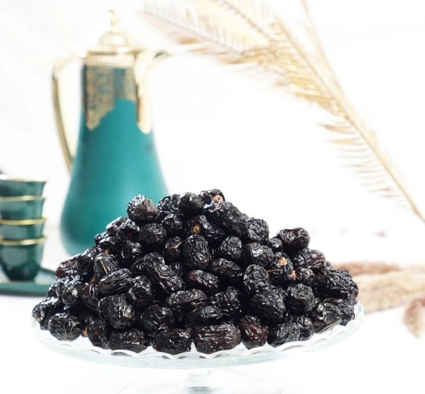 pure Ajwa dates in Dubai
